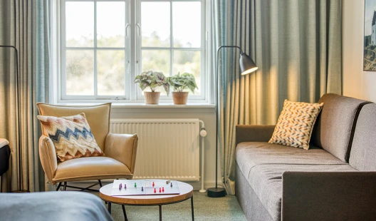 Siddeområde i familieværelse