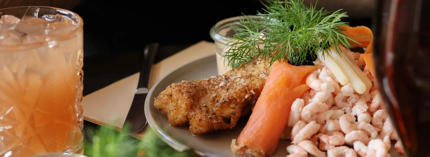 Store stjerneskud og saft i Café Holger