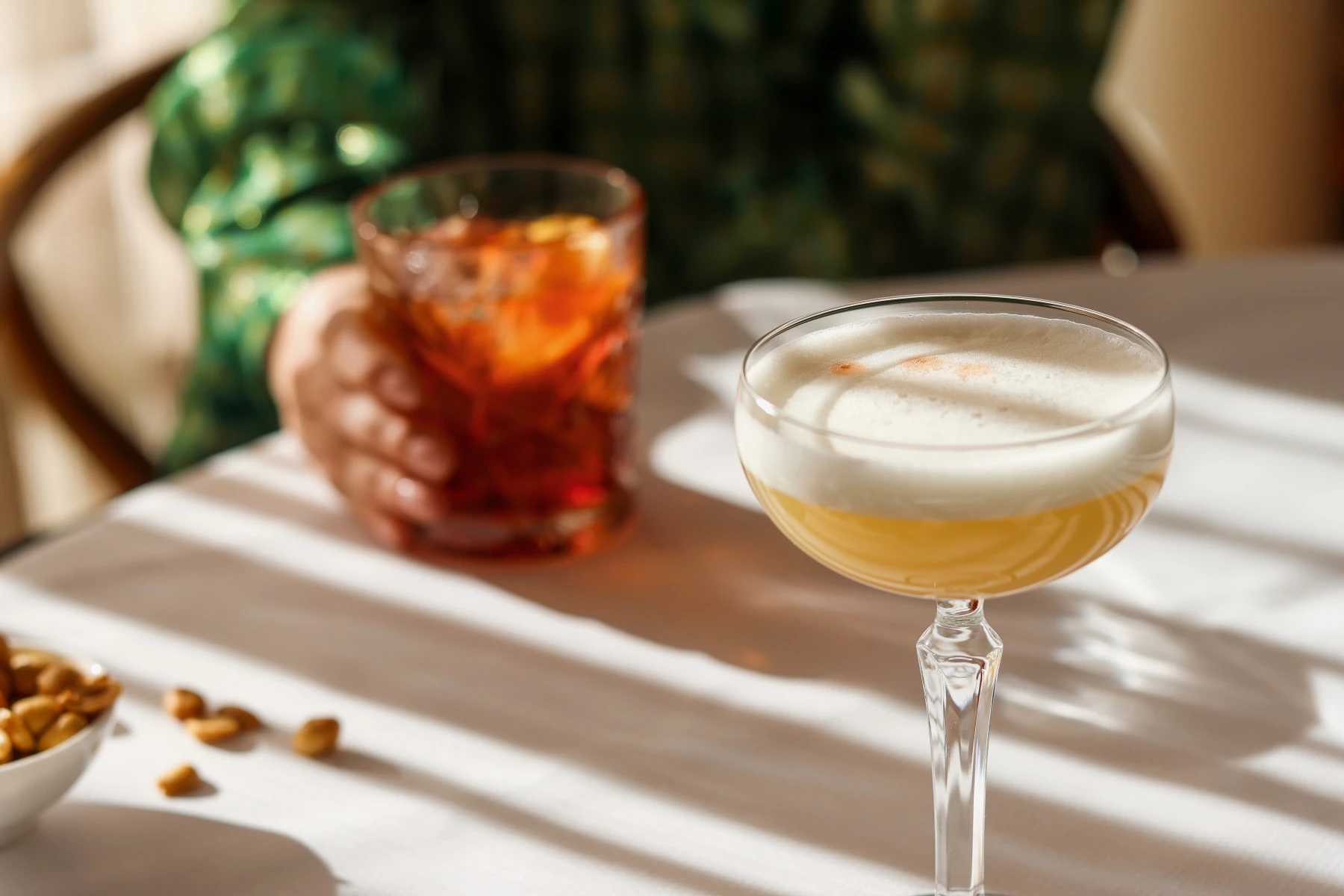 Whiskey sour og Negroni i Restaurant Holger