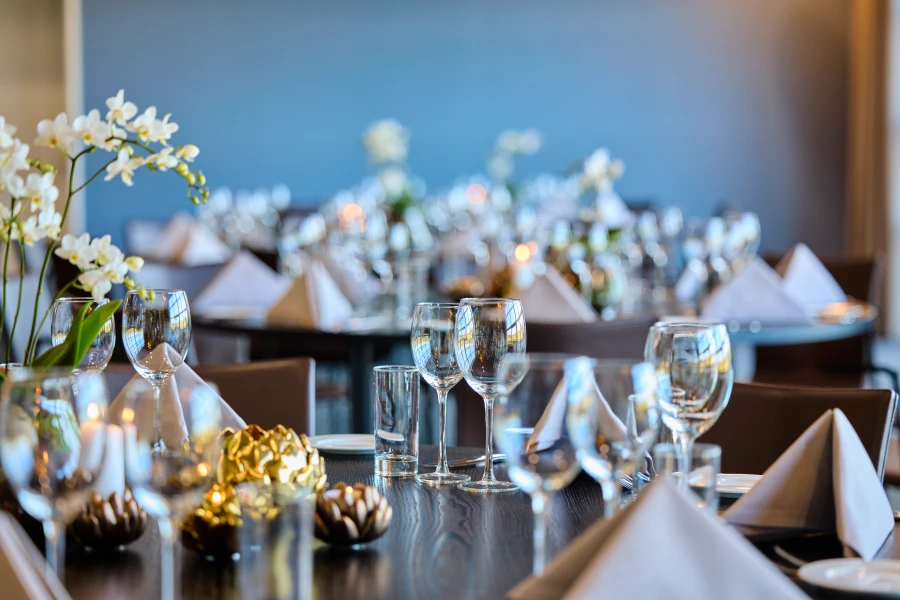 Borddækning til fest på Color Hotel Skagen