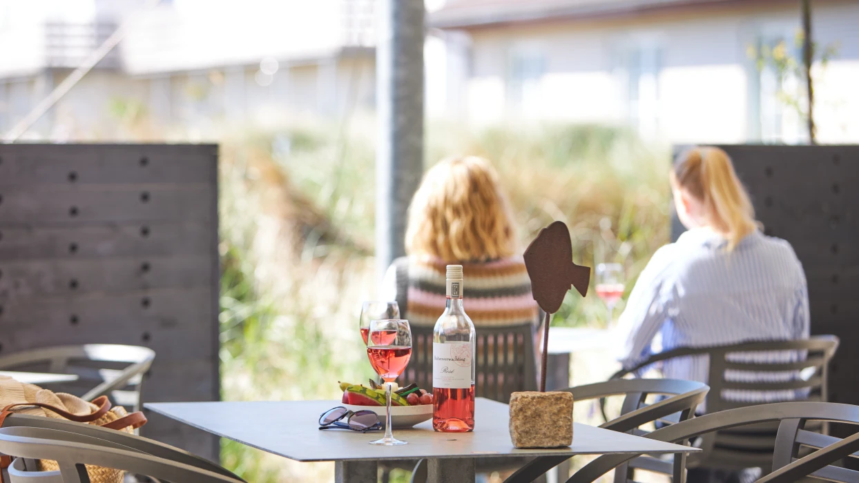 Den overdækkede terrasse på Color Hotel Skagen
